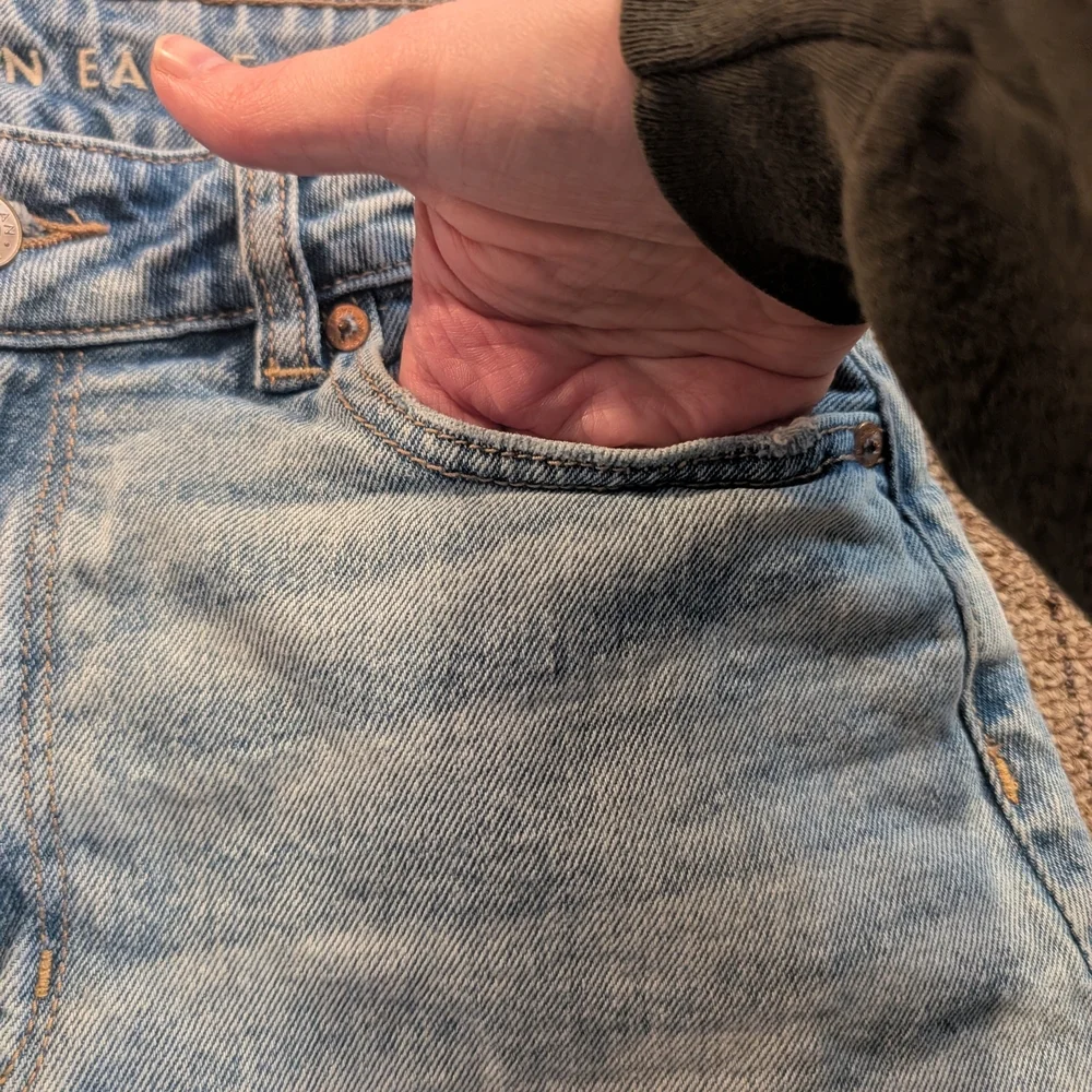 ✨ 5 For $50 American Eagle 90s High Waisted Mini Skirt Size 8 - Picture 3 of 7